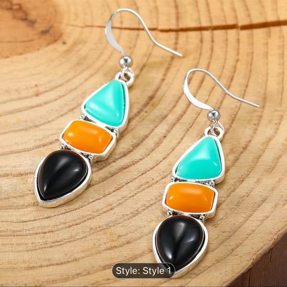 NWT Retro Earrings